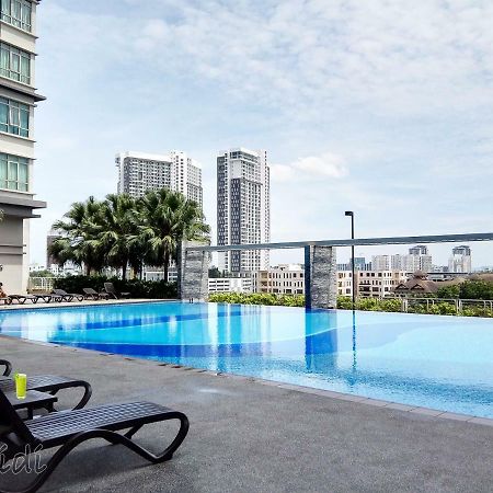 Cyberjaya Soho & Family Suites Экстерьер фото