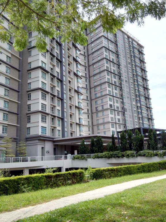 Cyberjaya Soho & Family Suites Экстерьер фото