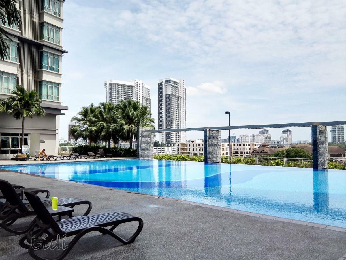 Cyberjaya Soho & Family Suites Экстерьер фото